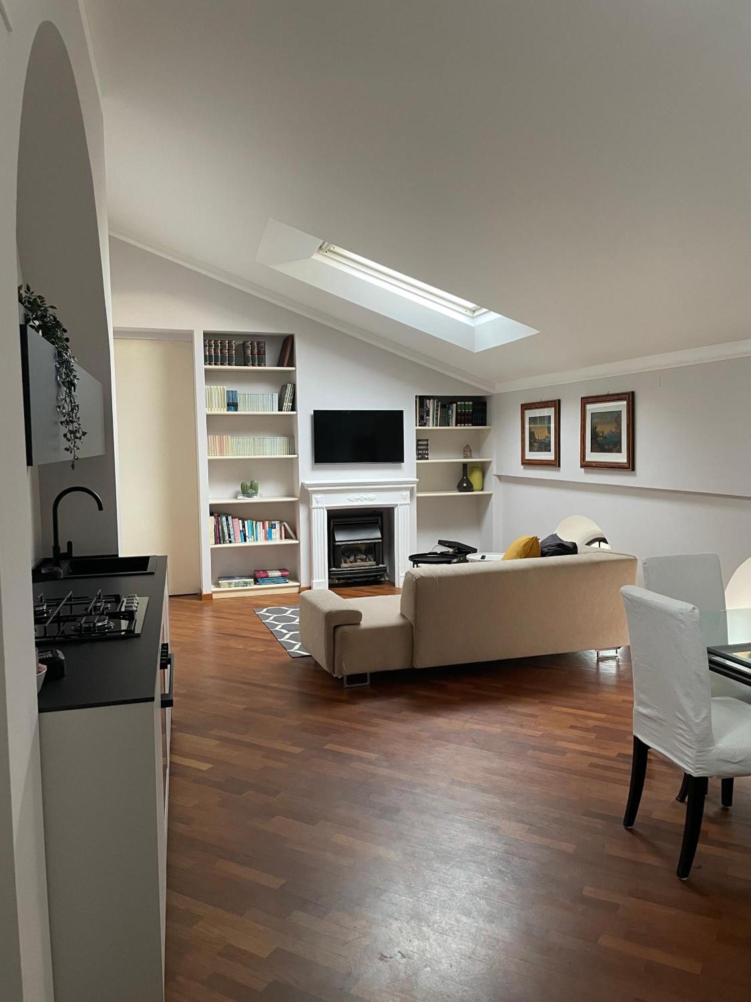 Civico 16 Apartment Chiaravalle Bagian luar foto