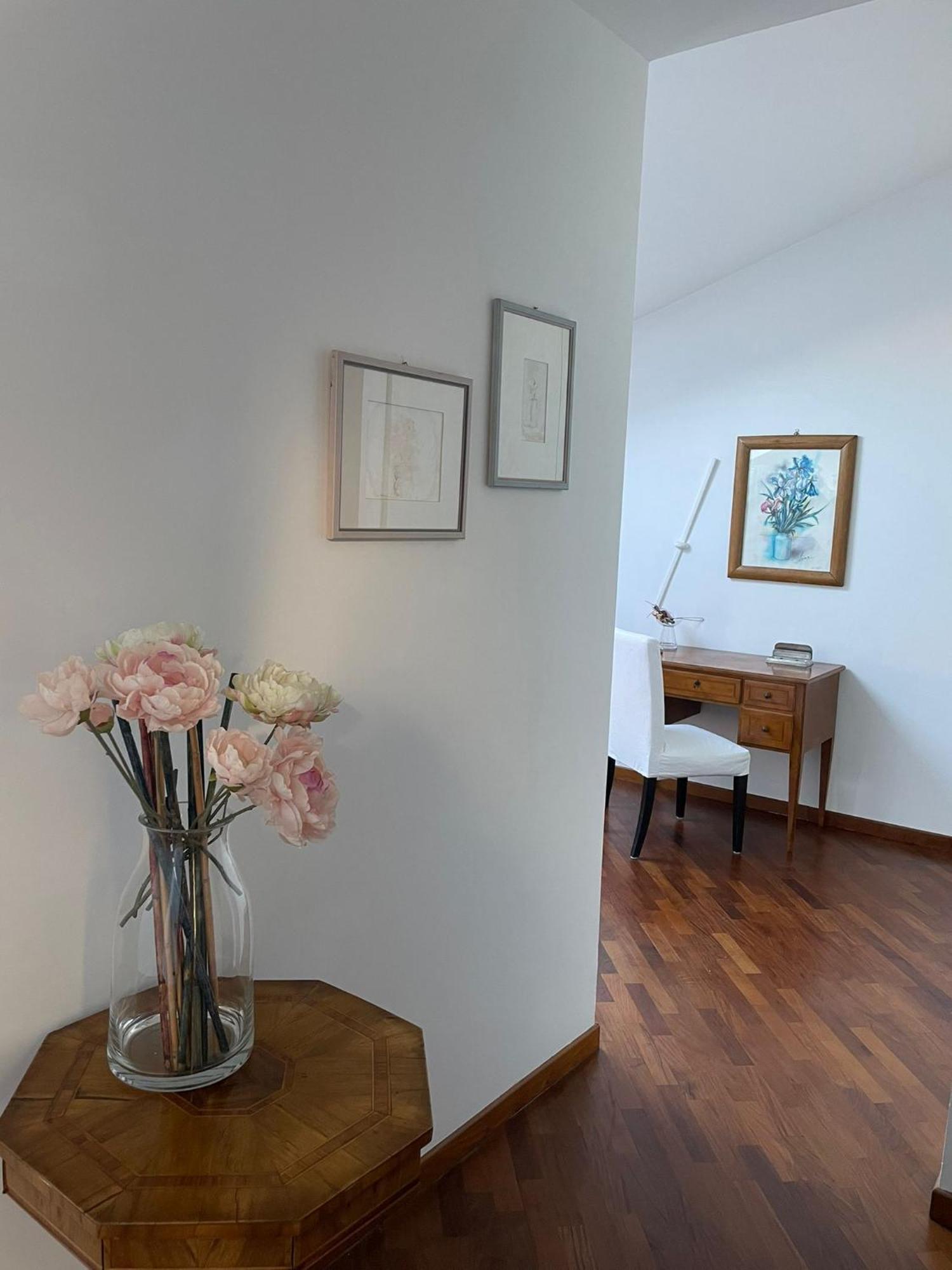 Civico 16 Apartment Chiaravalle Bagian luar foto